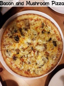 bacon-and-mushroon-pizza